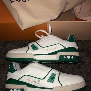 - Louis Vuitton Trainer Sneaker Low